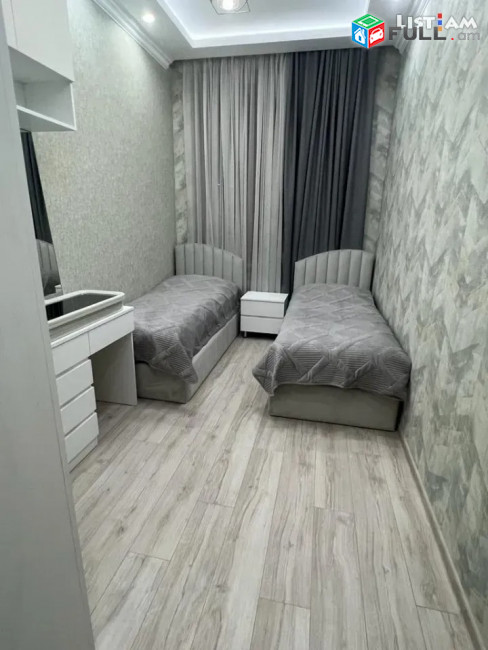Կոդ 79808  Աբովյան փողոց 3 սենյակ