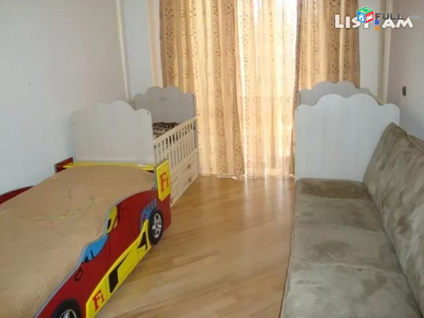 Կոդ 73106  Բաղրամյան, Սոսե փողոց 3 սենյակ, 3 սանհանգույց