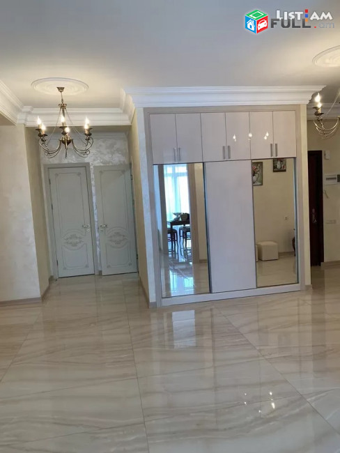 Կոդ 73163  Սայաթ Նովա փողոց  4 սենյականոց բն 3 սանհանգույց
