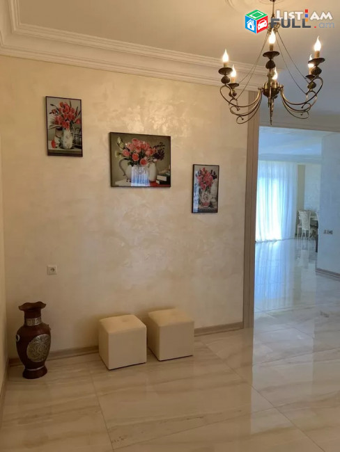 Կոդ 73163  Սայաթ Նովա փողոց  4 սենյականոց բն 3 սանհանգույց