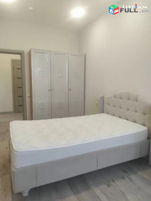 Կոդ 73210  Նիկողայոս Տիգրանյան փողոցում, 90 ք.մ., 2 սանհանգույց , 4 սենյակ