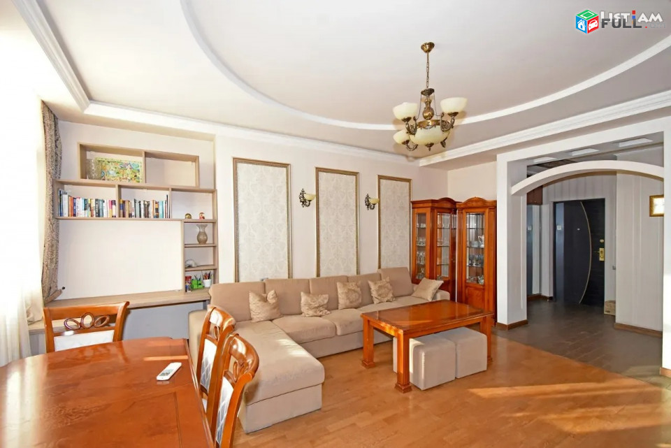 Կոդ 73237  Ռոստոմի փողոց 2 սենյականոց բն 