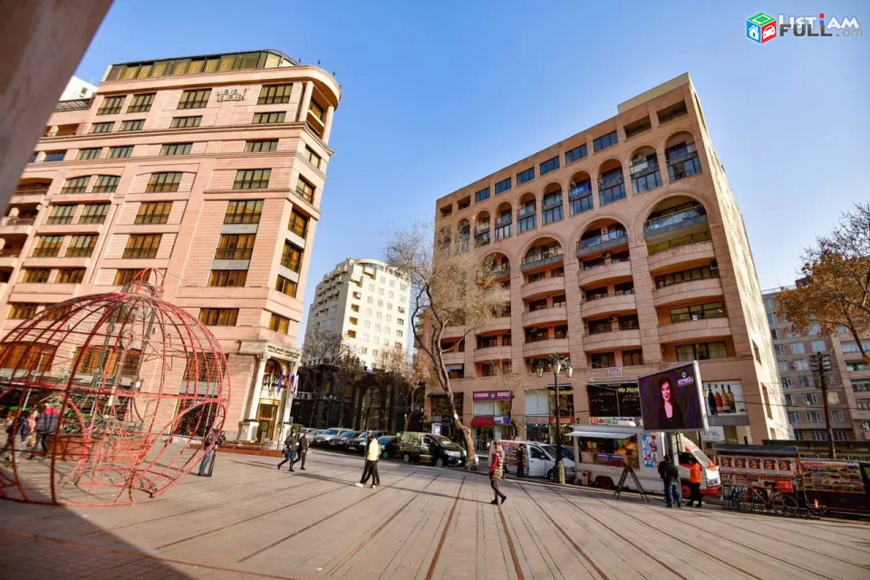 Կոդ 73238  Աբովյան փողոց 3 սենյականոց բն, 2 սանհանգույց