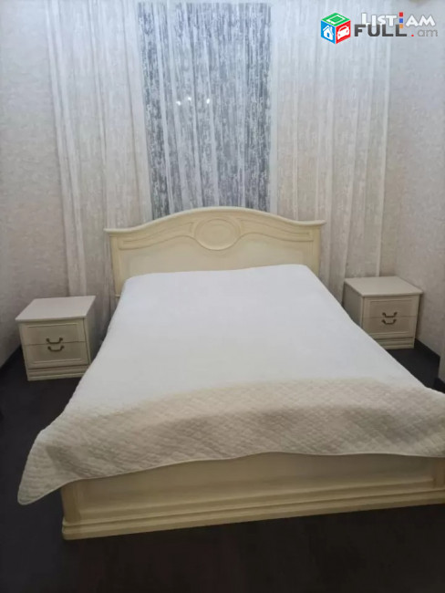 Կոդ 73245  Բուզանդի փողոց 3 սենյականոց բն․ 