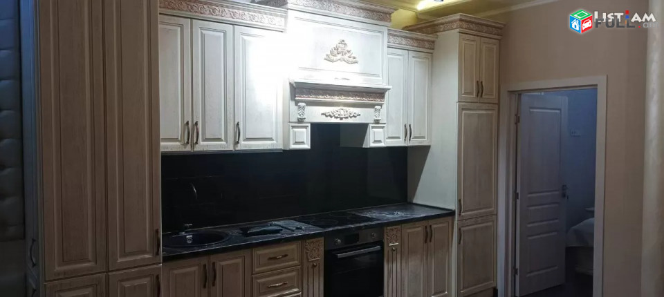 Կոդ 73245  Բուզանդի փողոց 3 սենյականոց բն․ 