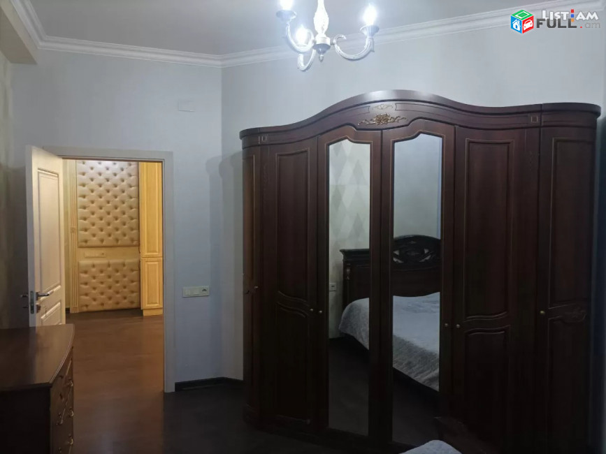 Կոդ 73245  Բուզանդի փողոց 3 սենյականոց բն․ 