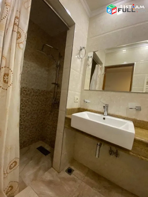 Կոդ 73253  Հրաչյա Քոչար փողոց 2 սենյակ