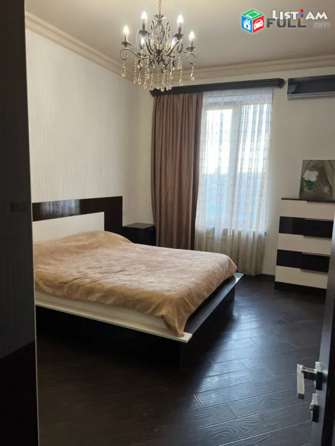 Կոդ 74230  Անաստաս Միկոյան փողոց 3 սենյակ
