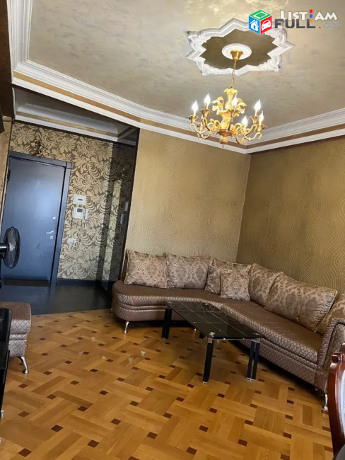 Կոդ 3728  Արաբկիր Հրաչյա Քոչար փողոց 3 սենյակ նորակառույց