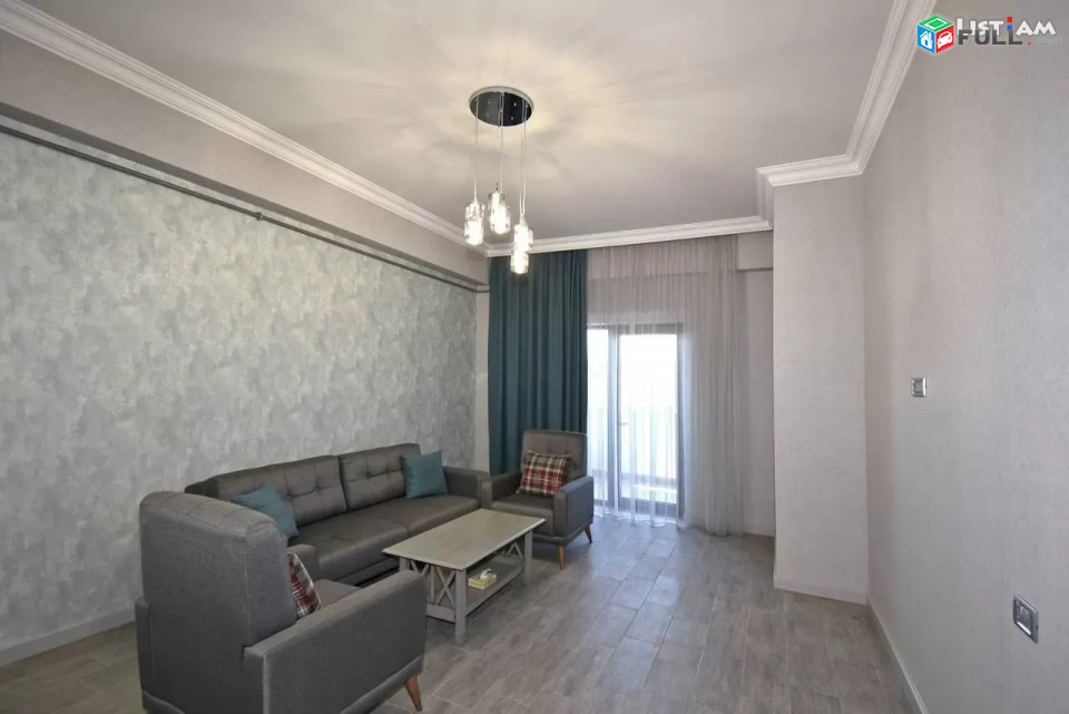Կոդ 3739  Կոմիտասի պողոտա 3 սենյակ 2 սանհանգույց, Վաղարշյան խաչ,