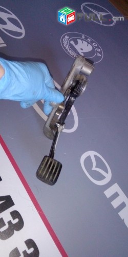 Mercedes-Benz W140 600 SE SEL 1244270701 124 427 07 01 AGV RUCNOI TORMUZ PEDAL
