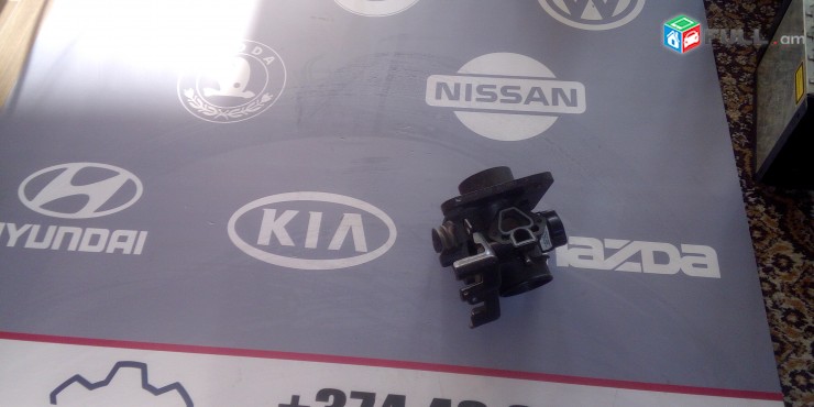 DROSELNI ZASLIONKA Chrysler / Dodge Neon 1999-2005 04891375AD MEXANIKAKAN