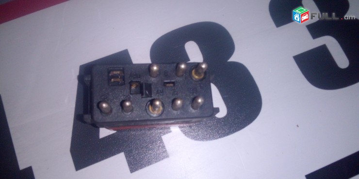 avaryoni knopka AVARIONI  MERCEDES-BENZ 190 W201 W202 W123 W124 W202 KOD 1248200110