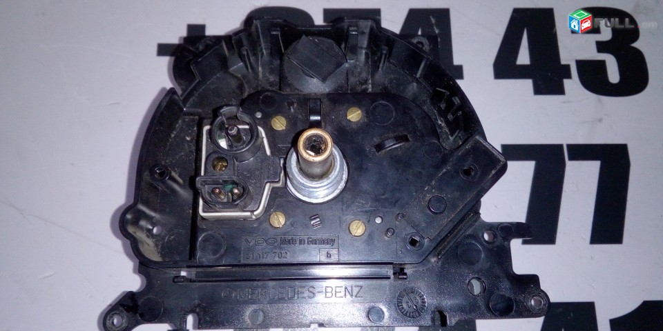 արագության պլատա կիլոմետրաժ  SpIdometer  Mercedes-Benz E-Klasse W124  KOD 81117702 1245423065