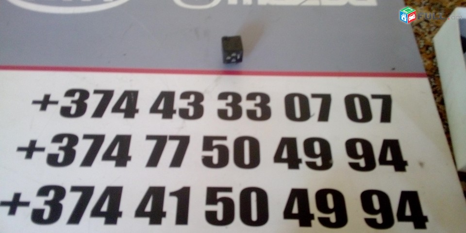 BENZANSOI RELE Opel Kadett E / CorsaA / AstraF / Omega GM- 90214288 HELLA