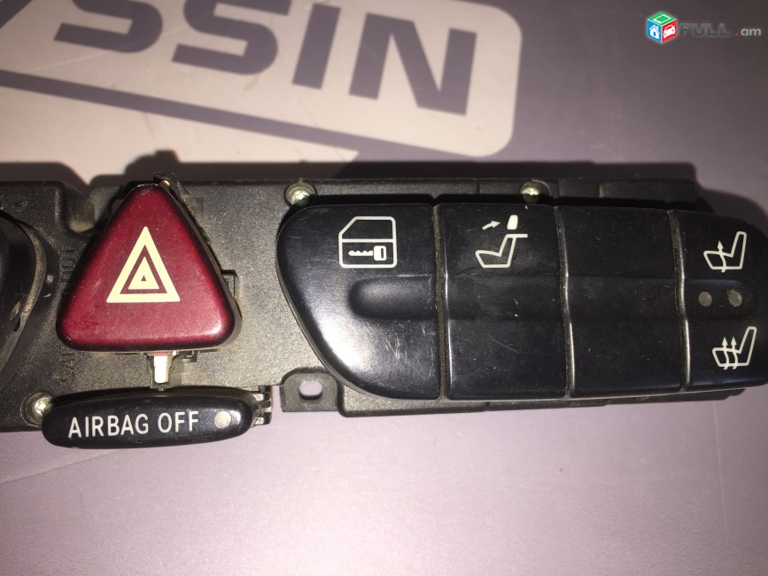 Knopka saloni avarionni KNOPKI BLOK Mercedes-Benz C180 W203 2038208110 203 820 81 10 3306.090101