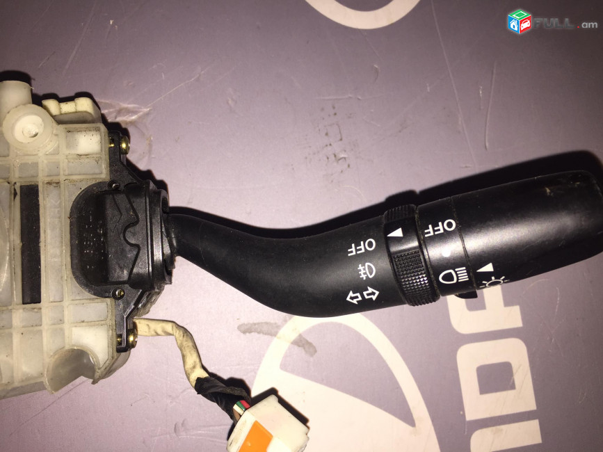 Mazda CX-7 2007 - 2009 Մարգատի ռիչագ, լույսերի ռիչագ, չոտկերի ռիչագ ռույլի կողքի