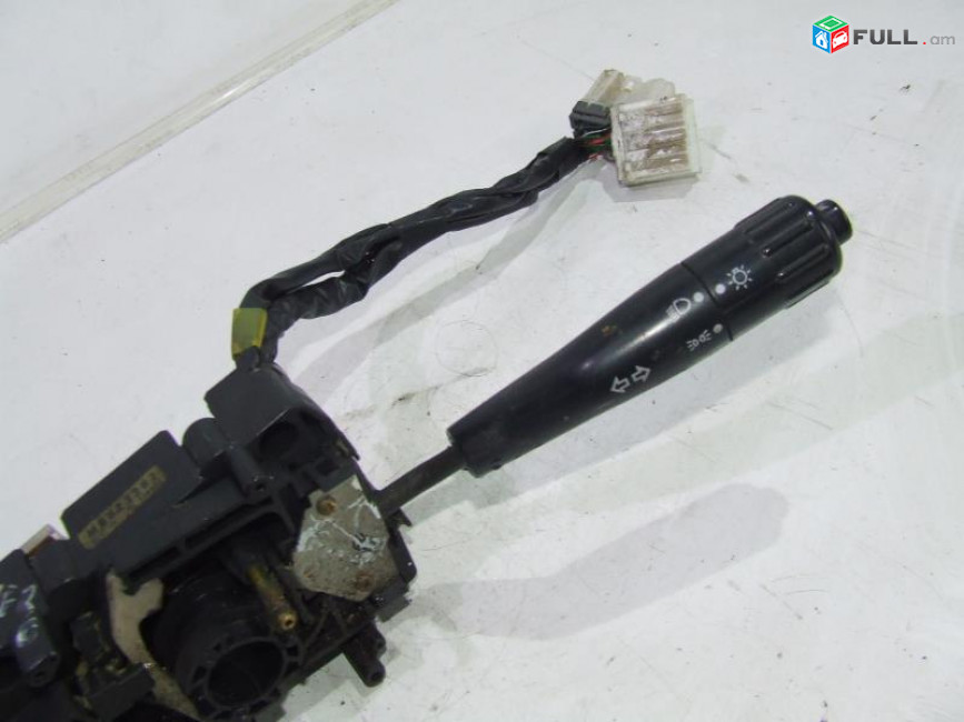 Mitsubishi PAJERO II (V2_W, V4_W) 1990-2000 MB823287  Մարգատի ռիչագ, լույսերի ռիչագ, չոտկերի ռիչագ ռույլի կողքի