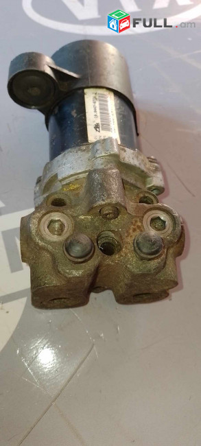ABS բլոկ VW Volkswagen Golf 3 III Vento Seat Toledo ATE 10044707243 10.0447-0724.3 10 0447 0724 3
