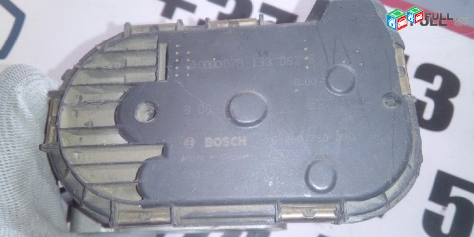  Volkswagen Passat Audi A4 A6 Avant  2,4л  2.8  Audi A4 B5 Audi A6 C5 Audi A8 D2 Skoda Superb 2.8 V6 BOSCH 0 280 750 030, 0280750030, 078 133 062 B, 078133062B DROSELNI ZASLIONKA Дроссельная заслонка