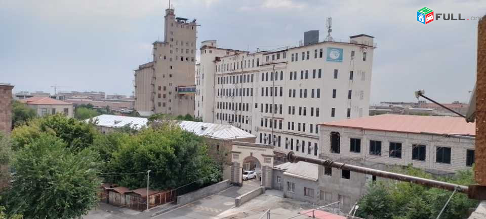 Նար Դոս փողոց 1 շենք ԵՐԵՎԱՆԻ ԱԼՐԱՂԱՑ ի մոտ Սիլաչի Փեթակ, Սուրմալու, Տաշիր, Ռոսիա Մոլլ, Երևան Մոլլ առևտրի կենտրոնների մոտ բնակարանը վերանորոգման կարիք ունի