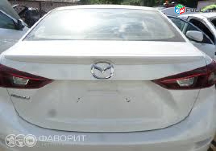Mazda 3 bagajnik