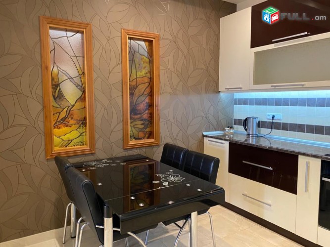 LUXE & MODERN 3 senyak bnakaran Buzand poxoc norakaruyc Kentron erkarajamket
