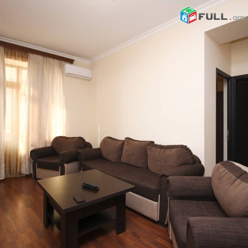 2 senyak, Kentron, Mashtoci poxota, modern & luxe apartment