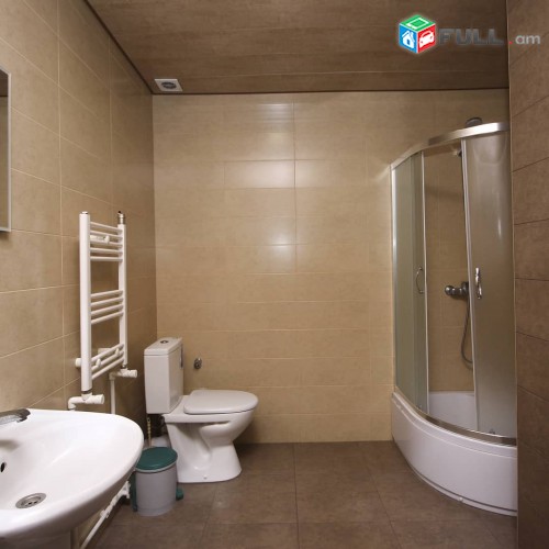2 senyak, Kentron, Mashtoci poxota, modern & luxe apartment