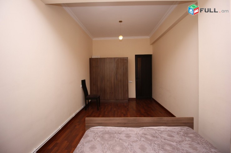 2 senyak, Kentron, Mashtoci poxota, modern & luxe apartment