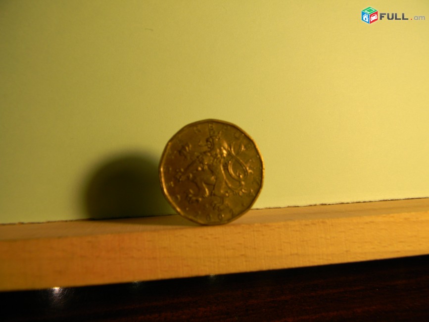 Монеты.Чехия. С 1993г по 2006г.Итого 18 разных .Лот не разбивается.