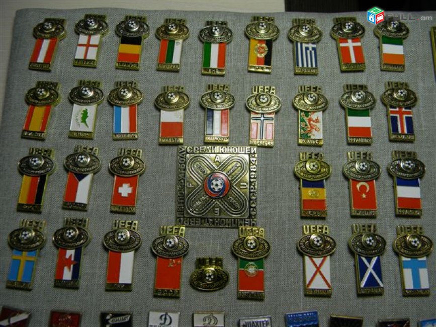 значок.Футбол.	Чемпионат Европы Юноши СССР 1984 UEFA, полный комплект-34 знака. алюмин.,