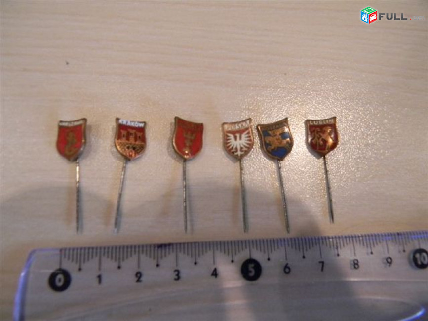 Значок. Польша. ПНР-3.11 разных:Zaklady, varsovia, warszawa, krakow, gdansk, koszalin, lublin