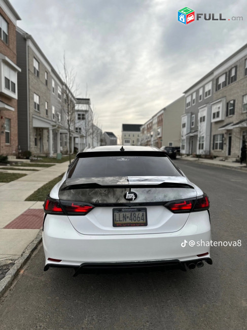 Toyota Camry bagajniki spoiler 