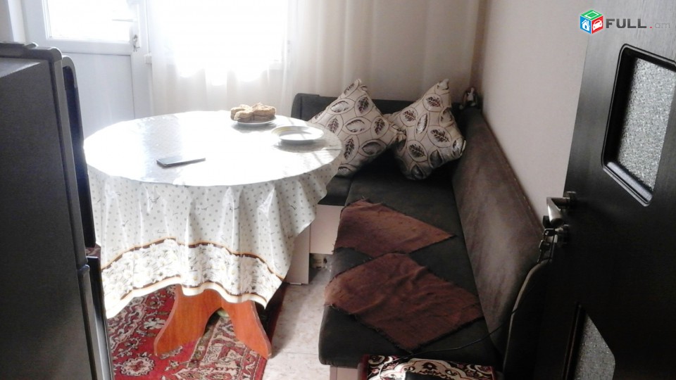 2 sen.bn. 3 Mas Chexovi Pox 5/2 Hark 50 qm Kapital Veranoroqvac.