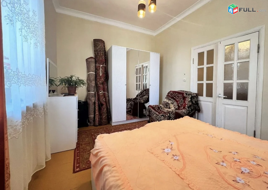 2 սեն.բն. 3 Մաս Մանանդյան Փողոց 3/2 հարկ 57 քմ 