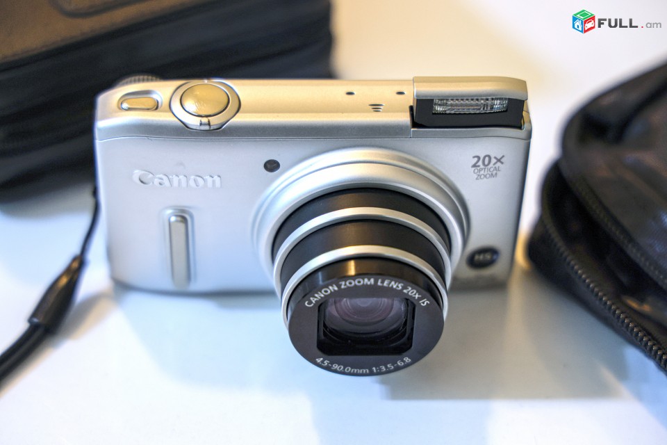 Canon PowerShot SX240 HS camera / Zoom Lens 20x IS (4.5-90mm f3.5-6.8)