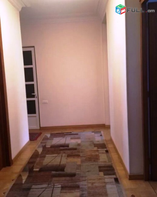 KOD 44721 Բնակարան Կենտրոնում 3 սենյականոց