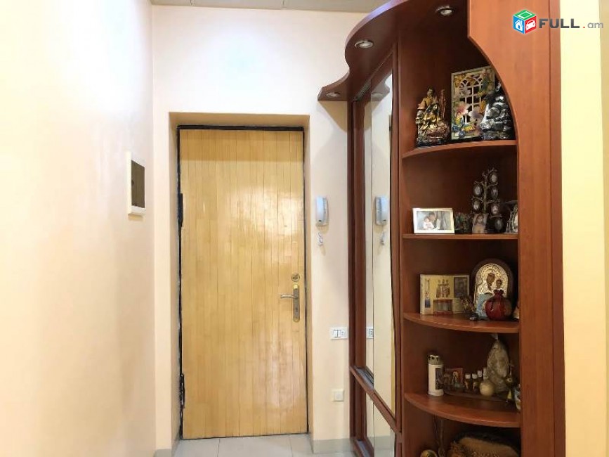 KOD 44811 Բնակարան Կենտրոնում 4  սենյականոց /DUPLEX/ բնակարան