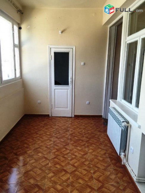 KOD 44822 Բնակարան Կենտրոնում 2 սենյականոց