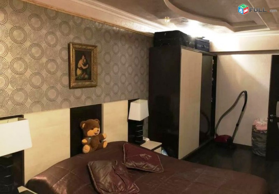 KOD 44933 Բնակարան Փոքր Կենտրոնում 3 սենյականոց