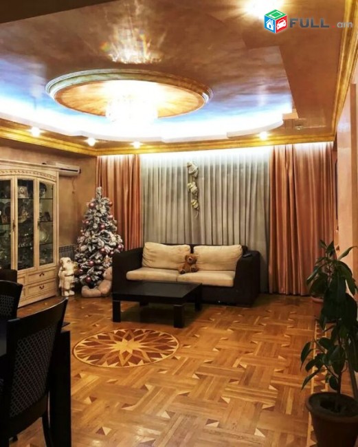 KOD 44933 Բնակարան Փոքր Կենտրոնում 3 սենյականոց