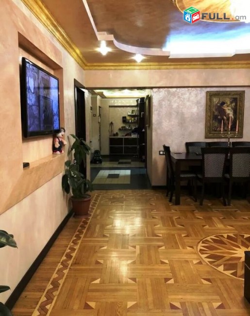 KOD 44933 Բնակարան Փոքր Կենտրոնում 3 սենյականոց