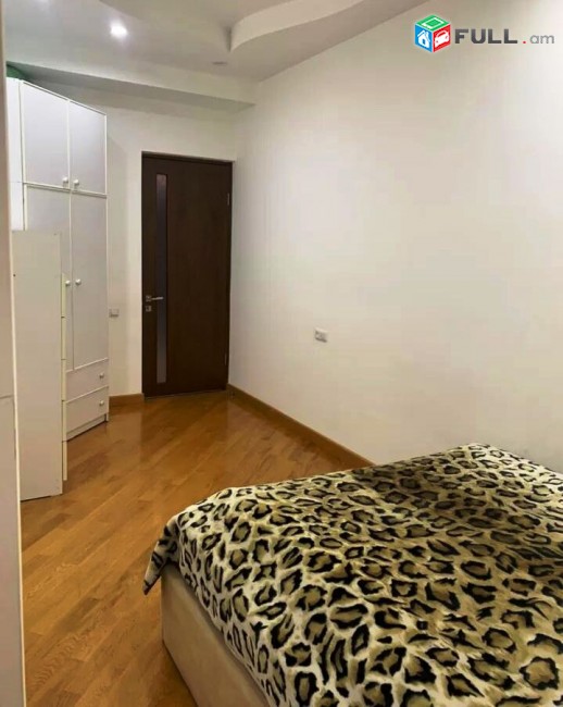 KOD 44935 Բնակարան Կենտրոնում 3 սենյականոց