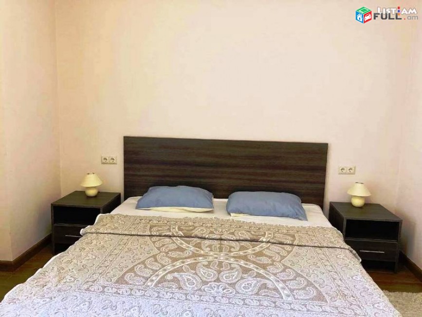 KOD 45355 Բակարան Կենտրոնում 2 սենյականոց