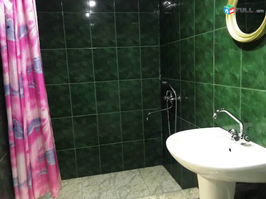 KOD 4782 Առանձնատուն Կենտրոնում 3 սնեյականոց