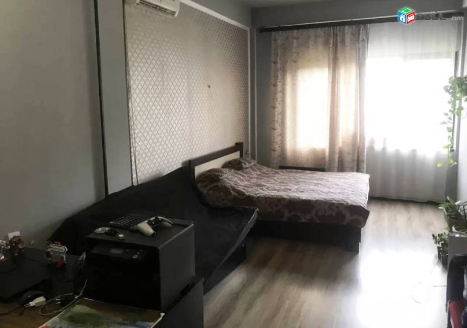 KOD  45472 Բնակարան Կենտրոնում 3 սենյականոց