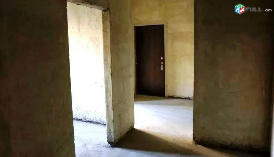 KOD 44503 Բնակարան Կենտրոնում 3 սենյականոց