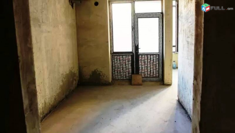 KOD 44503 Բնակարան Կենտրոնում 3 սենյականոց