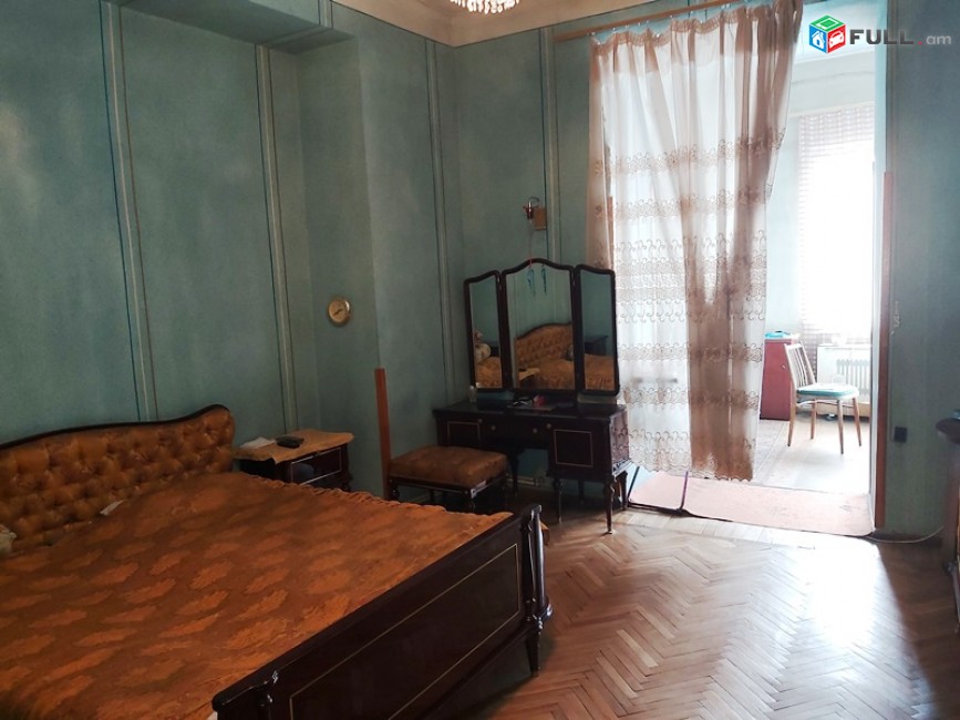 KOD 45662  Bnakaran Kentronum  /3 սենյականոց/ 137 qm
